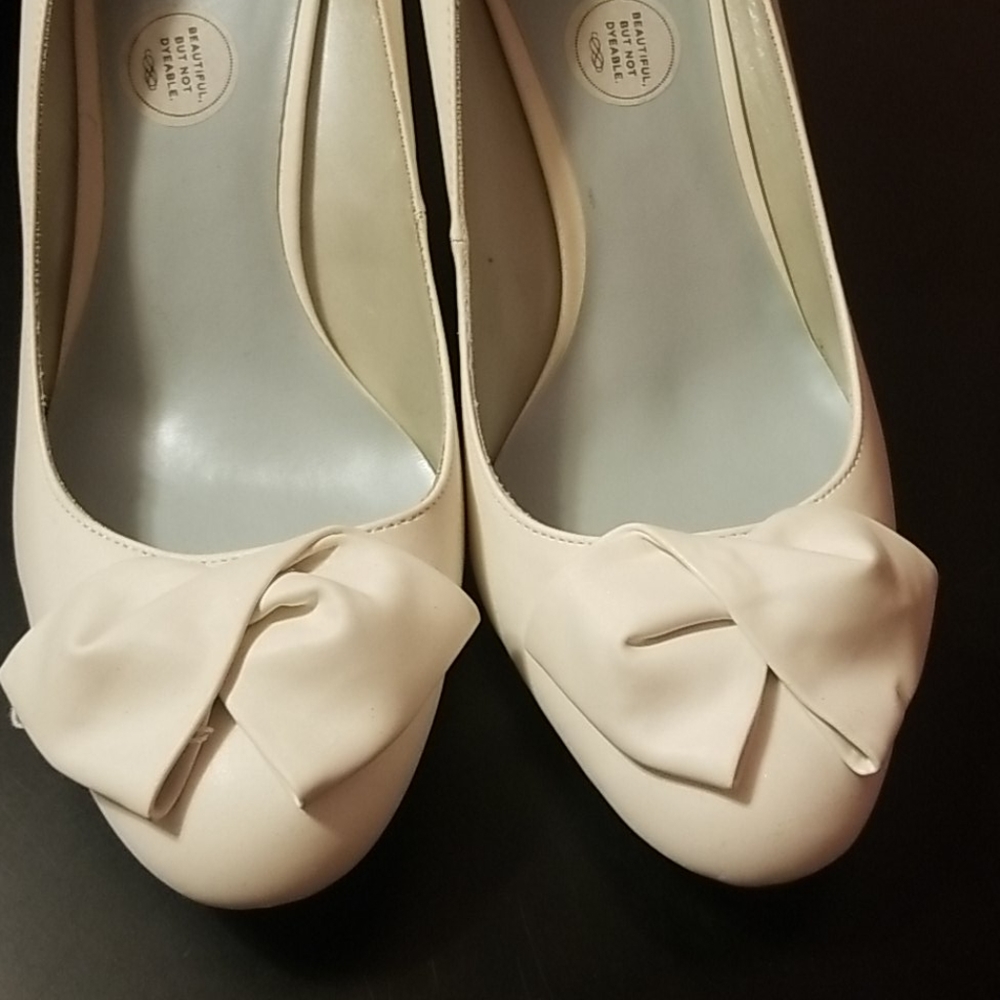 Wedding pump